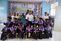 Kelulusan adalah awal dari perjalanan panjang. Wajah-wajah ceria siswa-siswi TK Anugerah Ekemanida Angkatan VIII siap menyongsong jenjang pendidikan selanjutnya di Kabupaten Dogiyai.