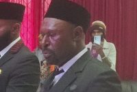 Ranus Hanau saat dilantik di ruangan Aula Sekwan Kabupaten Deiyai, pada Rabu, 15 Juli 2025. 