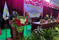 Bupati Deiyai Melkianus Mote bersama saat memberikan sambutan pada Rapat Paripurna Pengucapan Sumpah/Janji DPRK Deiyai Jalur Otsus di Aula Sekwan, Rabu (15/7/2025).