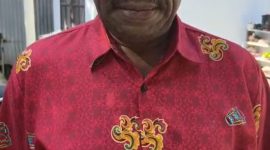 Bani Tabuni memberikan imbauan kepada masyarakat Pegunungan Tengah di Jayapura agar menjaga keamanan selama pleno perhitungan suara PSU Pilgub Papua, Kamis (8/8/2025).