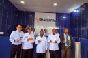 Bupati Deiyai, Melkianus Mote dan Wakil Bupati bersama Kabag BPKAD, dan Pimpinan Bank Papua saat usai membuka rekening 