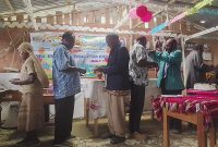 Suasana ibadah syukur HUT ke-6 Gereja Kemah Injil Kingmi Klasis Tigi Pos PI Anugerah Oneibo, 21 Agustus 2025.
