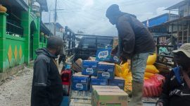 Sembako sedang diantarkan kepada warga terdampak bajir yang sudah terdata. Sabtu, 27/09/2025