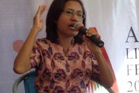 Almarhumah Aprila Wayar, sosok cerdas dan tegas yang tak gentar menyuarakan kebenaran dan ketidakadilan.