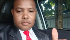 Aleks Pigai, S. Pd., M. Pd Kelapa Dinas Pertanian Kabupaten Deiyai. 