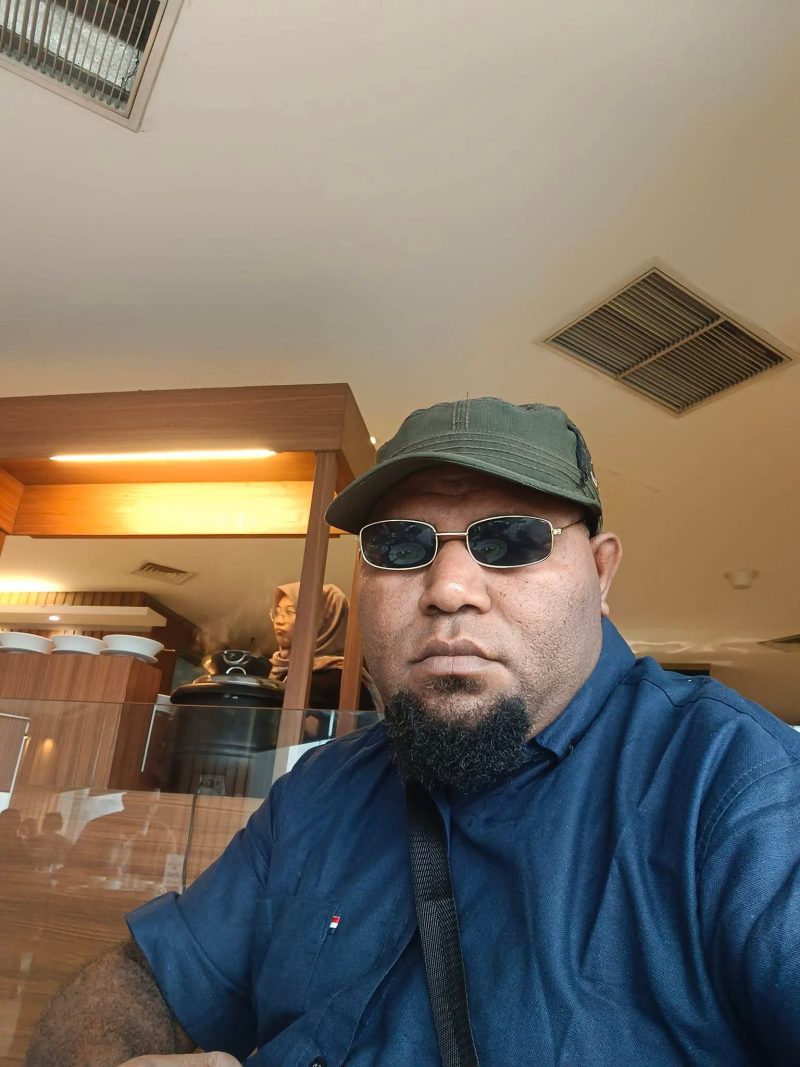 Donatus Mote, S.IP., MM Ketua Fraksi kelompok Khusus DPR PT. 