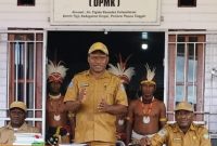 Kepala Dinas PMK Kabupaten Deiyai, Dr. Ferdinant Pakage, MM. M.AP., (01/11/2025) memberikan himbauan tegas kepada 67 Pemerintah Kampung agar segera melaksanakan Musyawarah Kampung (Muskam) di bulan November 2025.