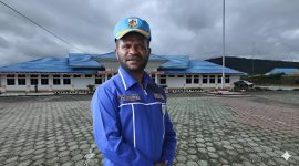 Ketua KNPI Deiyai, Melison Dogopia, menyampaikan apresiasi atas sinergi Pemerintah Kabupaten Deiyai dan Pemprov Papua Tengah dalam merealisasikan pembangunan infrastruktur jalan dan program bantuan bagi warga kecil di awal masa kepemimpinan Bupati Melkianus Mote.