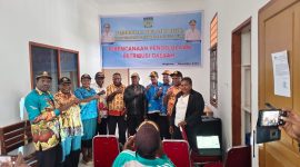 Foto bersama usai acara pembukaan sosialisasi perencanaan Pengelolaan retribusi daerah di Ruang kantor Pajak dan Retribusi daerah pada Kamis, 27/11/2025. 