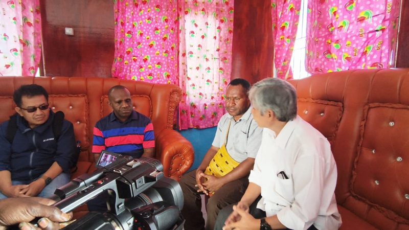 Tim BIG, Kepala DINAS DPMK dan Bupati saat dj wawancara pada 29/11/2025.