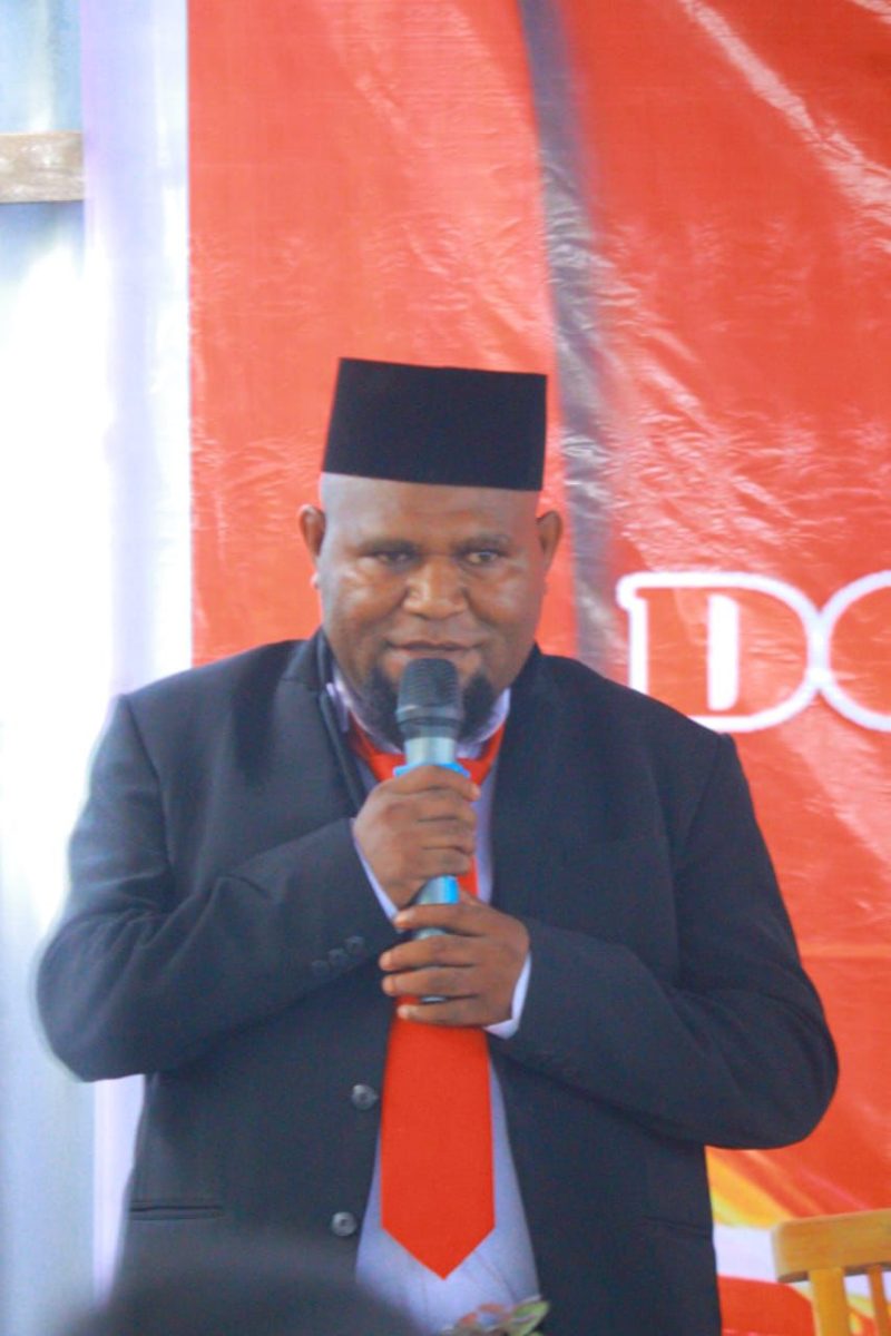 Donatus Mote Ketua Kelompok Khusus DPRP PT 