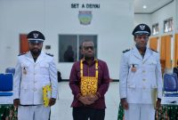 Bupati Kabupaten Deiyai, Melkianus Mote melantik Yance Ikomou dan Frederik Kotouki sebagai Pj Kepala Kampung di Aula Setda Deiyai, Kamis (18/12/2025).