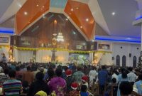 Suasana misa malam Natal di Gereja St. Yohanes pemandi Waghete 24/12/2025.