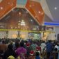 Suasana misa malam Natal di Gereja St. Yohanes pemandi Waghete 24/12/2025.