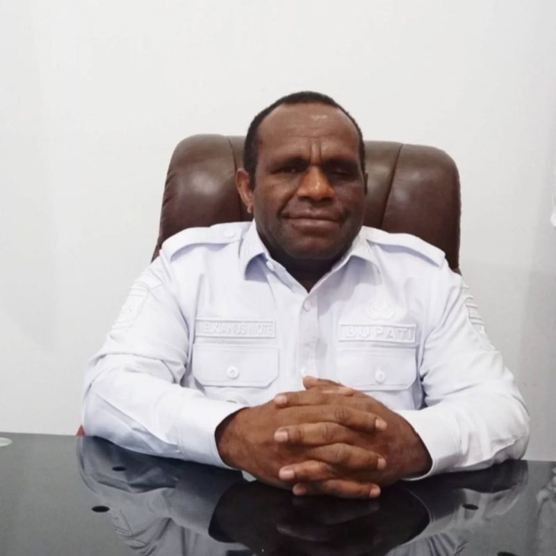 Buati Deiyai Bapak Melkianus Mote, ST 