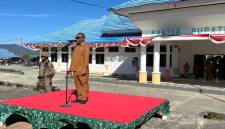 Bupati Deiyai, Melkianus Mote, S.T., menegaskan bahwa perombakan jabatan (rolling) dan pelantikan pejabat akan diprioritaskan bagi ASN yang rajin dan memiliki kelengkapan administrasi yang valid di sistem BKN.