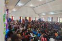 Ratusan anak sekolah Minggu PAR Koordinator Deiyai saat mengikuti sesi materi Manajemen Waktu di Gedung Gereja Bethel Gakokebo, Papua Tengah, Jumat (20/2/2026).