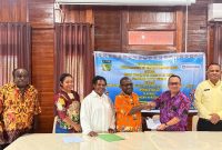 Bupati Kabupaten Deiyai bersama Dinas Kesehatan dan Tim Akreditasi resmi menandatangani MoU dengan LAFKESPRI (27/02).