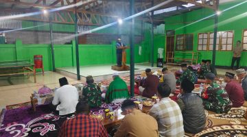 Bupati Deiyai Melkianus Mote Berbuka Puasa Bersama Umat Muslim di Masjid Ash Siddiq Waghete