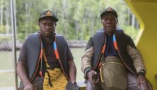 Tim Harmonisasi Kabupaten Deiyai Enernes Kotouki (Kanan) ketua Tim dan Kabag Tapem di Kapiraya. 