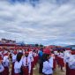Pemerintah Kabupaten Deiyai bersama siswa, guru, dan ASN mengikuti upacara peringatan Hari Pendidikan Nasional (Hardiknas) 2026 di halaman Kantor Bupati Deiyai, Jumat (2/5/2026), yang dipimpin oleh Asisten II Mesak Pakage, SE.