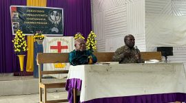 MRP Papua Tengah melalui Pokja Agama menggelar pertemuan penjaringan aspirasi masyarakat agama Kabupaten Deiyai dan diskusi buku “Rayu Dewi Themis di Dunia Maya” di Gereja Kingmi Jemaat Bahtera Bomou III, Kampung Yibagouyoweta, Selasa (12/05/2026).