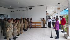 Suasana Apel Bupati dan Anggota POL PP yang berlangsung di kantor Bupati Deiyai, Jumat, 26/6/2026.