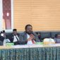Anggota DPRK Kabupaten Deiyai Fraksi Golkar sekaligus Ketua Komisi A, Obeth Kotouki, menyampaikan pandangan umum dalam Sidang Paripurna LKPJ APBD 2025. (Foto: SK Sinar Bemo) 