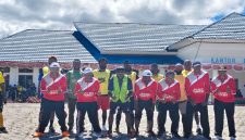 Bupati Deiyai, Melkianus Mote, secara resmi membuka rangkaian lomba dan pertandingan dalam rangka memperingati HUT ke-81 Kemerdekaan Republik Indonesia di halaman Kantor Bupati Deiyai, Rabu (15/7/2026).