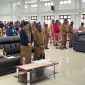 Bupati Deiyai Melkianus Mote, S.T., bersama jajaran Pemerintah Kabupaten Deiyai mengikuti Ibadah Oikumene Bulan Juli 2026 di Aula Tuyana, Waghete, yang mengangkat tema “TUHAN itu ALLAH Penyayang dan Panjang Sabar” sebagai penguatan nilai kasih, kesabaran, dan integritas dalam pelayanan kepada masyarakat.