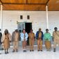 Kepala Dinas Kesehatan Kabupaten Deiyai, Fransina Rumbiak Mote, S.KM., M.KM., mulai berkantor di RSUD Pratama Waghete sebagai langkah memperkuat koordinasi, pembenahan administrasi, dan peningkatan kualitas pelayanan kesehatan bagi masyarakat Kabupaten Deiyai.