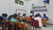 Tim Dinas Kesehatan Provinsi Papua Tengah bersama Dinas Kesehatan Kabupaten Deiyai, Puskesmas Waghete dan Yayasan Bina Kasih Husada mengikuti monitoring penerapan Integrasi Layanan Primer (ILP) serta pendampingan skrining TB di Puskesmas Waghete, Kamis (27/8/2026).