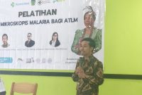Dr. Lalu Guntur Payasan, MH.Kes saat memberikan sambutan mewakili narasumber di Aula Pertemuan Dinkes, Rabu, 2/9/2026 (Doc.SB).