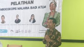 Dr. Lalu Guntur Payasan, MH.Kes saat memberikan sambutan mewakili narasumber di Aula Pertemuan Dinkes, Rabu, 2/9/2026 (Doc.SB). 